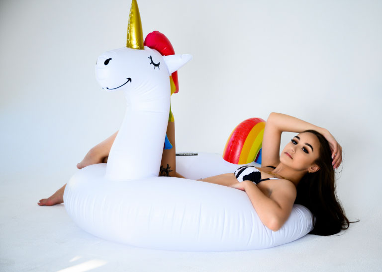 Unicorn dating